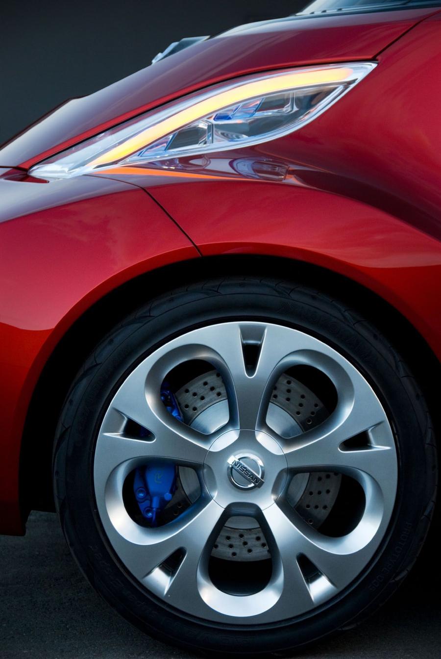  Nissan Round Box Concept 2007 года  (фото 2 из 21)